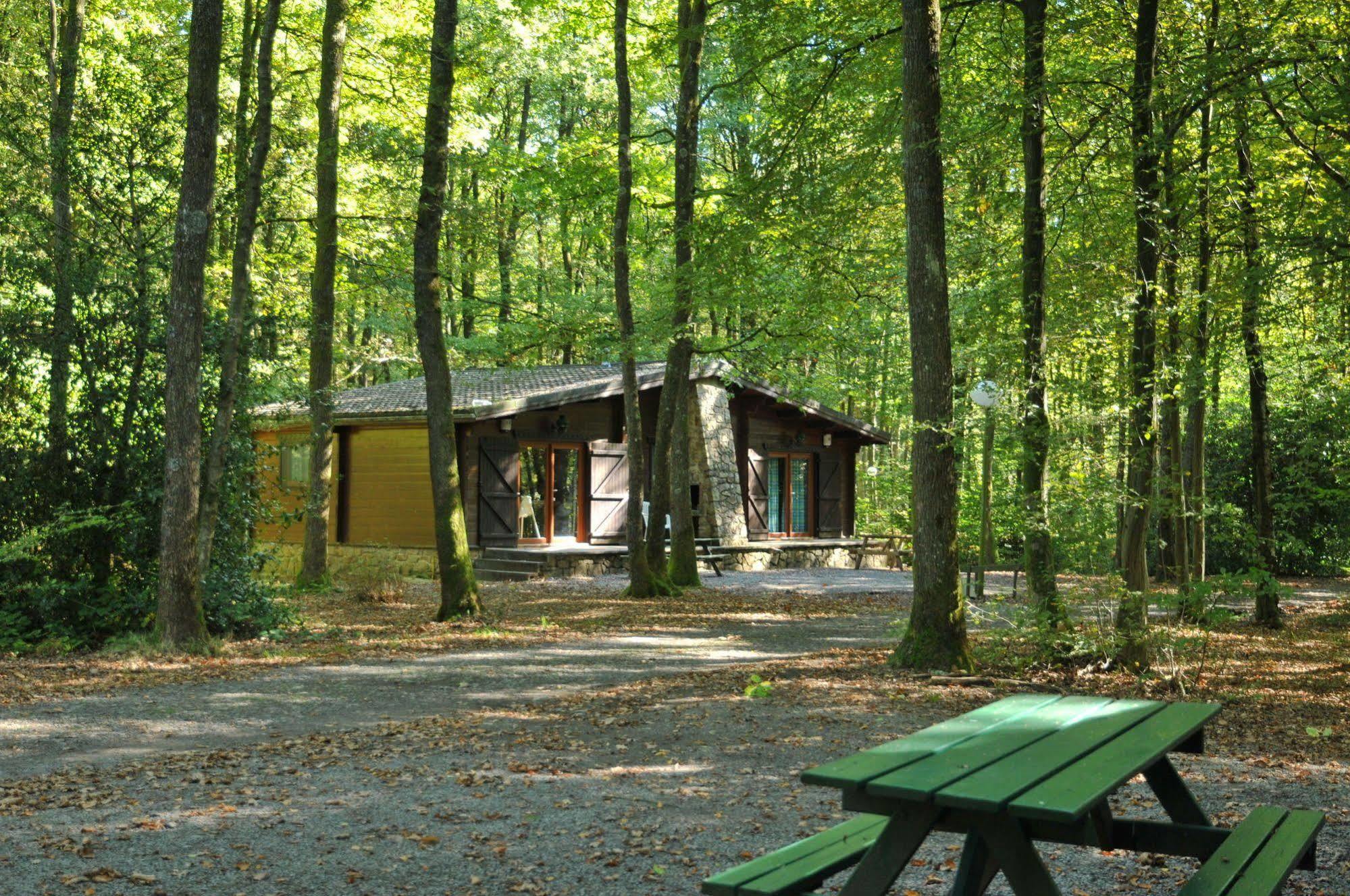 Village De D'oignies 3*
